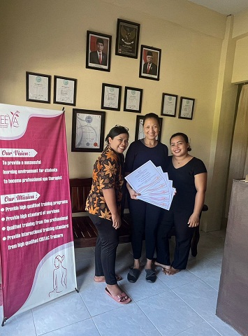 Reeva Bali Spa School Student
